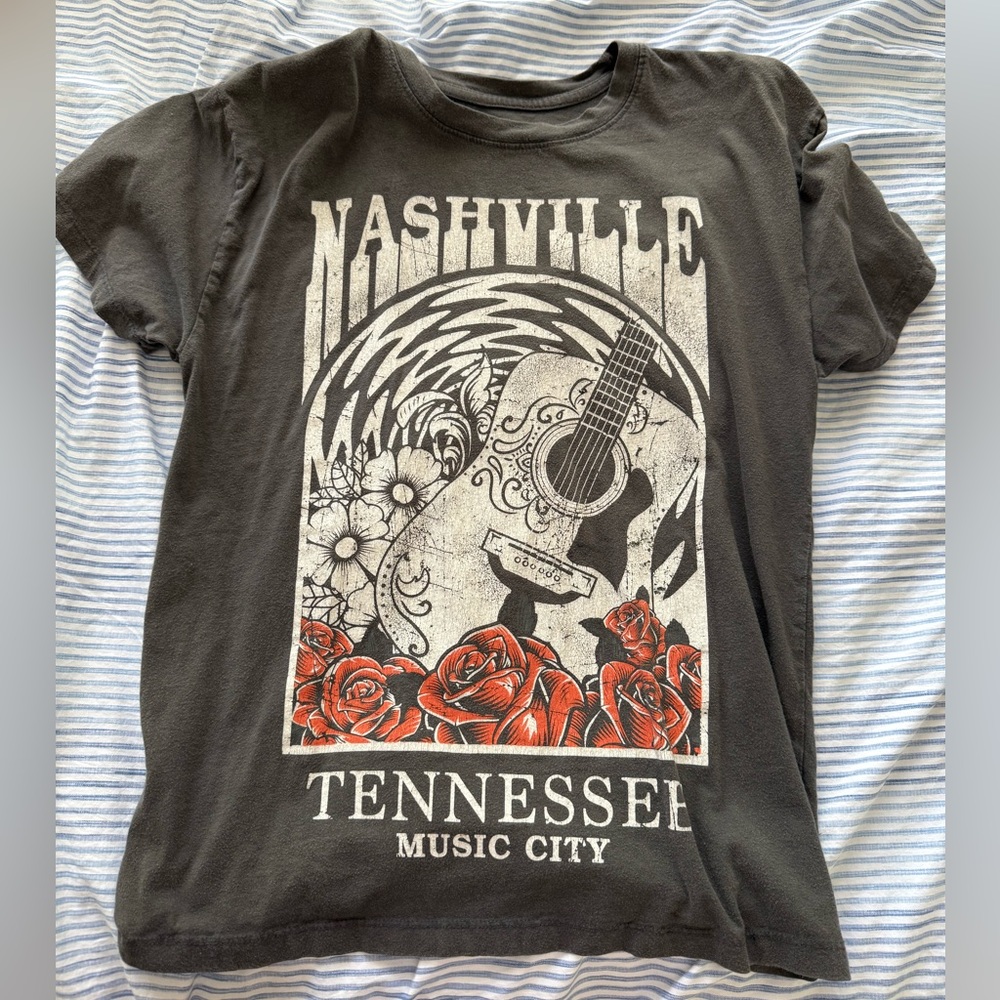 Social Culture Nashville Graphic Women's Tee - Black